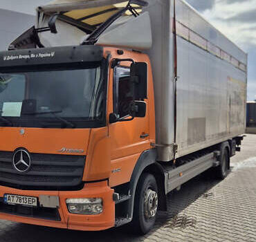 Оранжевый Мерседес Атего, объемом двигателя 7.7 л и пробегом 990 тыс. км за 29000 $, фото 1 на Automoto.ua