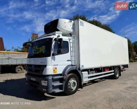 Білий Мерседес Аксор, об'ємом двигуна 6.4 л та пробігом 390 тис. км за 46500 $, фото 53 на Automoto.ua