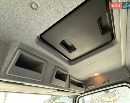 Белый Мерседес Аксор, объемом двигателя 6.4 л и пробегом 269 тыс. км за 42500 $, фото 13 на Automoto.ua