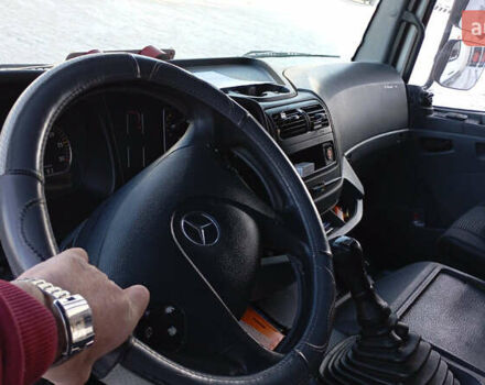 Білий Мерседес Аксор, об'ємом двигуна 6.4 л та пробігом 1 тис. км за 33000 $, фото 4 на Automoto.ua