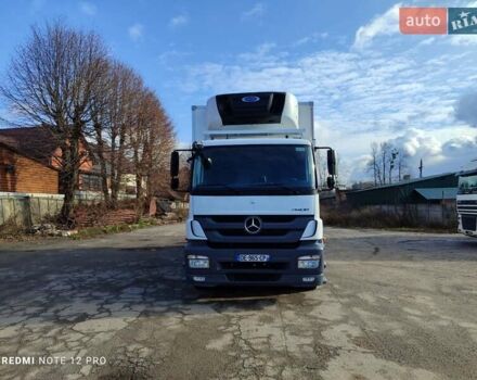 Белый Мерседес Аксор, объемом двигателя 6.4 л и пробегом 390 тыс. км за 45900 $, фото 1 на Automoto.ua