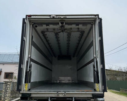 Белый Мерседес Аксор, объемом двигателя 6.4 л и пробегом 269 тыс. км за 42500 $, фото 1 на Automoto.ua