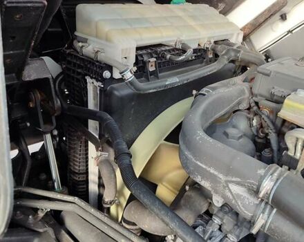 Белый Мерседес Аксор, объемом двигателя 6.4 л и пробегом 390 тыс. км за 45900 $, фото 36 на Automoto.ua