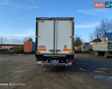 Белый Мерседес Аксор, объемом двигателя 6.4 л и пробегом 390 тыс. км за 45900 $, фото 9 на Automoto.ua