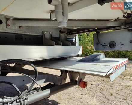 Білий Мерседес Аксор, об'ємом двигуна 6.4 л та пробігом 390 тис. км за 46500 $, фото 21 на Automoto.ua