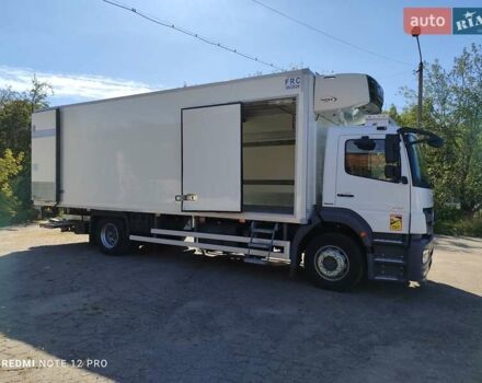 Білий Мерседес Аксор, об'ємом двигуна 6.4 л та пробігом 390 тис. км за 46500 $, фото 7 на Automoto.ua