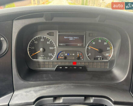 Белый Мерседес Аксор, объемом двигателя 6.4 л и пробегом 269 тыс. км за 42500 $, фото 8 на Automoto.ua