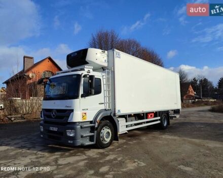Белый Мерседес Аксор, объемом двигателя 6.4 л и пробегом 390 тыс. км за 45900 $, фото 6 на Automoto.ua