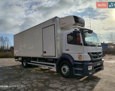 Белый Мерседес Аксор, объемом двигателя 6.4 л и пробегом 390 тыс. км за 45900 $, фото 31 на Automoto.ua