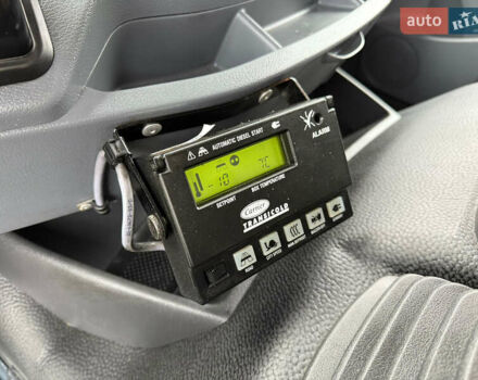 Белый Мерседес Аксор, объемом двигателя 6.4 л и пробегом 269 тыс. км за 42500 $, фото 12 на Automoto.ua