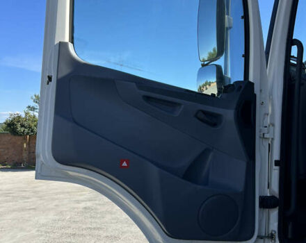 Білий Мерседес Аксор, об'ємом двигуна 0 л та пробігом 311 тис. км за 35900 $, фото 25 на Automoto.ua