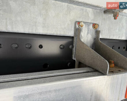 Мерседес Аксор 2014 у Харкові на Automoto.ua Білий Мерседес Аксор, об'ємом двигуна 6.4 л та пробігом 427 тис. км за 49500 $, фото 21 на Automoto.ua