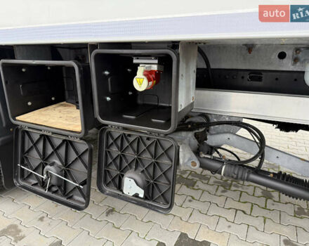 Мерседес Аксор 2014 у Харкові на Automoto.ua Білий Мерседес Аксор, об'ємом двигуна 6.4 л та пробігом 427 тис. км за 49500 $, фото 36 на Automoto.ua