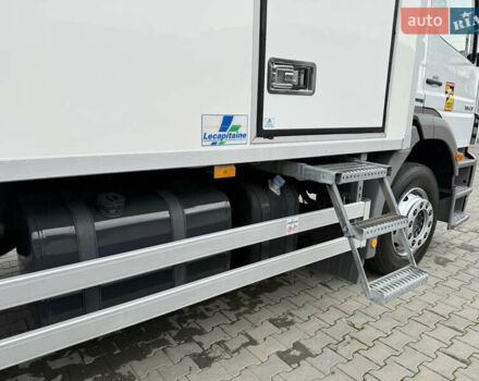 Мерседес Аксор 2014 у Харкові на Automoto.ua Білий Мерседес Аксор, об'ємом двигуна 6.4 л та пробігом 427 тис. км за 49500 $, фото 6 на Automoto.ua