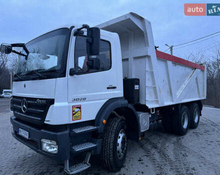 Белый Мерседес Аксор, объемом двигателя 6.37 л и пробегом 496 тыс. км за 43500 $, фото 4 на Automoto.ua