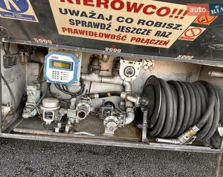 Белый Мерседес Аксор, объемом двигателя 12 л и пробегом 363 тыс. км за 35750 $, фото 10 на Automoto.ua