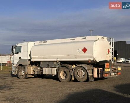 Белый Мерседес Аксор, объемом двигателя 12 л и пробегом 363 тыс. км за 35750 $, фото 5 на Automoto.ua