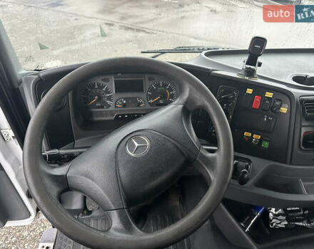 Белый Мерседес Аксор, объемом двигателя 6.37 л и пробегом 350 тыс. км за 38700 $, фото 9 на Automoto.ua