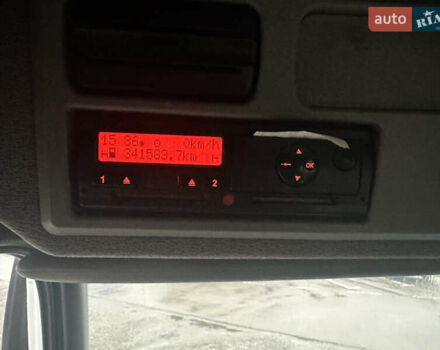 Белый Мерседес Аксор, объемом двигателя 6.37 л и пробегом 350 тыс. км за 38700 $, фото 13 на Automoto.ua