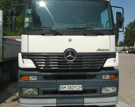 Білий Мерседес Аксор, об'ємом двигуна 12 л та пробігом 350 тис. км за 8500 $, фото 1 на Automoto.ua