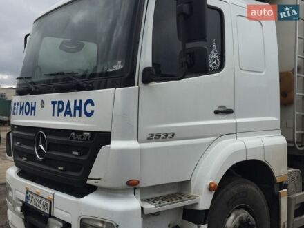 Белый Мерседес Аксор, объемом двигателя 7.2 л и пробегом 1 тыс. км за 14000 $, фото 1 на Automoto.ua