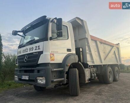 Белый Мерседес Аксор, объемом двигателя 12 л и пробегом 400 тыс. км за 41000 $, фото 1 на Automoto.ua