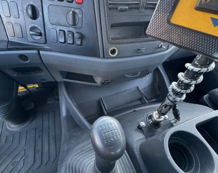 Желтый Мерседес Аксор, объемом двигателя 7.2 л и пробегом 65 тыс. км за 38000 $, фото 21 на Automoto.ua