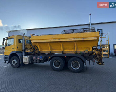 Желтый Мерседес Аксор, объемом двигателя 7.2 л и пробегом 65 тыс. км за 38000 $, фото 7 на Automoto.ua