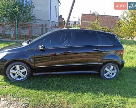 Чорний Мерседес Б 180, об'ємом двигуна 0 л та пробігом 248 тис. км за 6800 $, фото 12 на Automoto.ua
