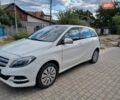 Белый Мерседес Б 200, объемом двигателя 0 л и пробегом 99 тыс. км за 9800 $, фото 1 на Automoto.ua