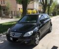 Чорний Мерседес Б 200, об'ємом двигуна 2 л та пробігом 137 тис. км за 13000 $, фото 1 на Automoto.ua