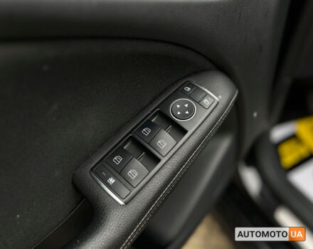 Черный Мерседес Б 250, объемом двигателя 28 л и пробегом 123 тыс. км за 10500 $, фото 14 на Automoto.ua