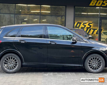 Черный Мерседес Б 250, объемом двигателя 65 л и пробегом 140 тыс. км за 16500 $, фото 7 на Automoto.ua