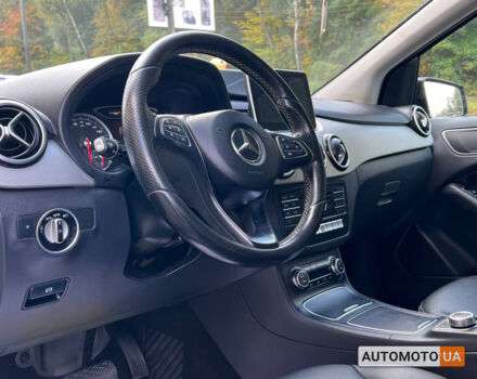 Черный Мерседес Б 250, объемом двигателя 65 л и пробегом 140 тыс. км за 16500 $, фото 11 на Automoto.ua