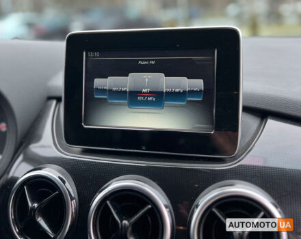 Черный Мерседес Б 250, объемом двигателя 28 л и пробегом 123 тыс. км за 10500 $, фото 10 на Automoto.ua