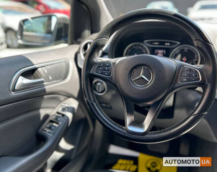 Серый Мерседес Б 250, объемом двигателя 31 л и пробегом 108 тыс. км за 14100 $, фото 14 на Automoto.ua