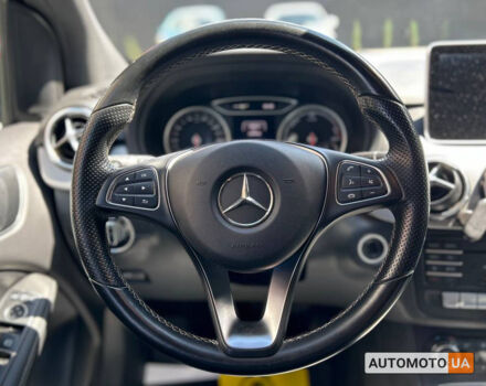 Серый Мерседес Б 250, объемом двигателя 31 л и пробегом 108 тыс. км за 14100 $, фото 13 на Automoto.ua