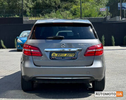 Серый Мерседес Б 250, объемом двигателя 31 л и пробегом 108 тыс. км за 14100 $, фото 4 на Automoto.ua