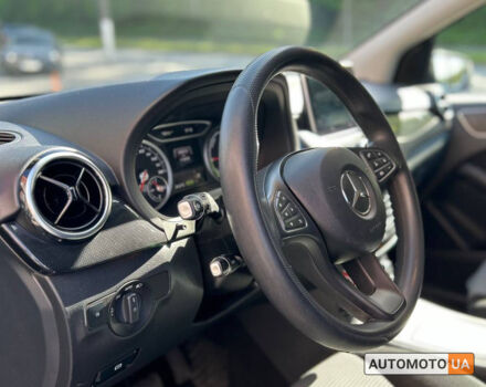 Мерседес Б 250 2016 в Черновцах на Automoto.ua Серый Мерседес Б 250, объемом двигателя 32 л и пробегом 132 тыс. км за 12000 $, фото 7 на Automoto.ua