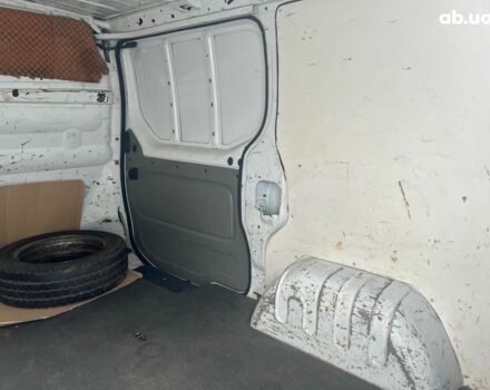 Белый Мерседес Б-класс, объемом двигателя 2 л и пробегом 312 тыс. км за 6990 $, фото 25 на Automoto.ua