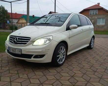 Белый Мерседес Б-класс, объемом двигателя 1.7 л и пробегом 177 тыс. км за 6800 $, фото 1 на Automoto.ua