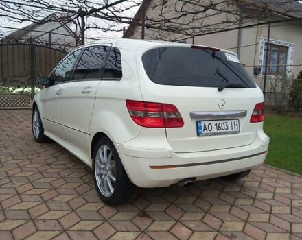Белый Мерседес Б-класс, объемом двигателя 1.7 л и пробегом 177 тыс. км за 6800 $, фото 3 на Automoto.ua