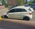 Білий Мерседес Б-клас, об'ємом двигуна 2 л та пробігом 233 тис. км за 7827 $, фото 7 на Automoto.ua