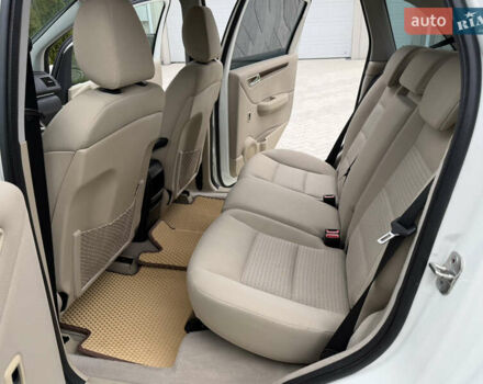 Белый Мерседес Б-класс, объемом двигателя 1.7 л и пробегом 98 тыс. км за 7500 $, фото 59 на Automoto.ua