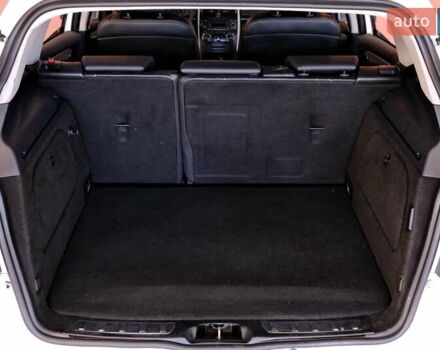 Белый Мерседес Б-класс, объемом двигателя 2 л и пробегом 170 тыс. км за 6900 $, фото 43 на Automoto.ua