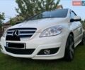 Білий Мерседес Б-клас, об'ємом двигуна 2 л та пробігом 208 тис. км за 7500 $, фото 2 на Automoto.ua