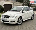 Белый Мерседес Б-класс, объемом двигателя 1.7 л и пробегом 98 тыс. км за 7500 $, фото 1 на Automoto.ua