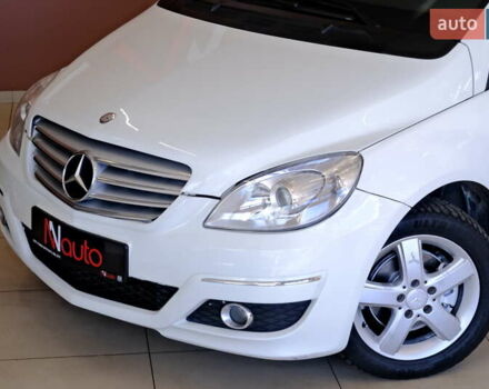 Белый Мерседес Б-класс, объемом двигателя 2 л и пробегом 170 тыс. км за 6900 $, фото 10 на Automoto.ua