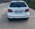 Білий Мерседес Б-клас, об'ємом двигуна 1.7 л та пробігом 128 тис. км за 6900 $, фото 4 на Automoto.ua