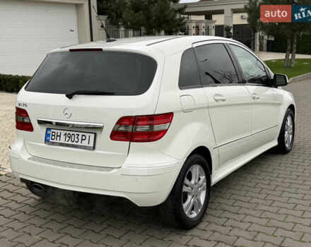 Белый Мерседес Б-класс, объемом двигателя 1.7 л и пробегом 98 тыс. км за 7500 $, фото 20 на Automoto.ua